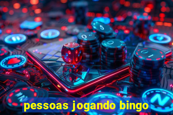 pessoas jogando bingo